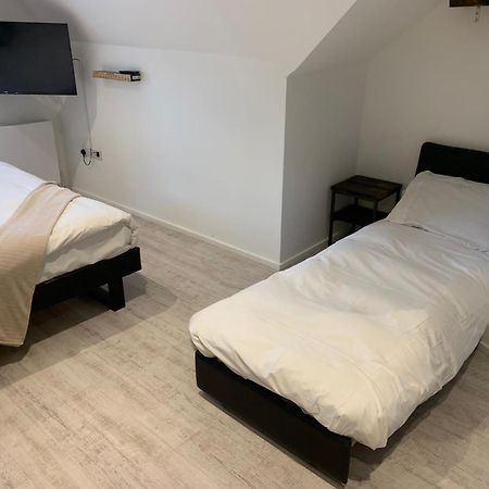 Cardiff Arms Bistro & Hotel Treorky Bagian luar foto