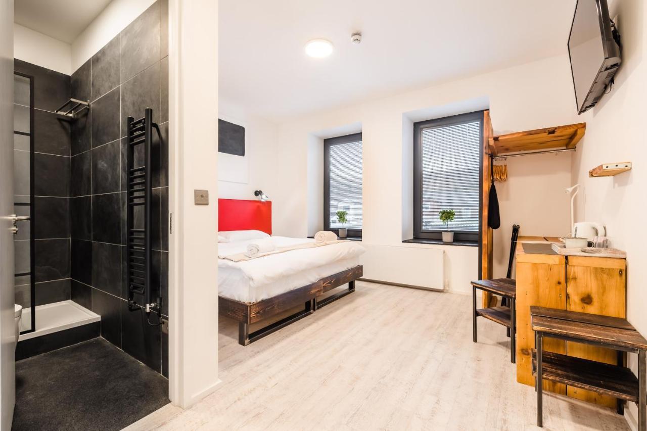 Cardiff Arms Bistro & Hotel Treorky Bagian luar foto