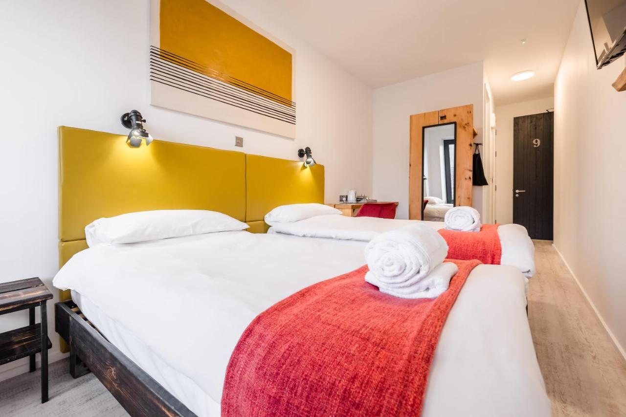 Cardiff Arms Bistro & Hotel Treorky Bagian luar foto