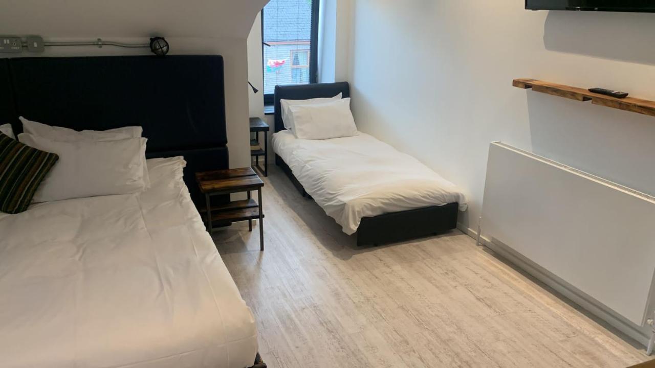 Cardiff Arms Bistro & Hotel Treorky Bagian luar foto